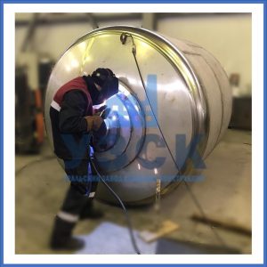 Купить баки и ёмкости из нержавеющей стали от завода УЗСК в Салавате